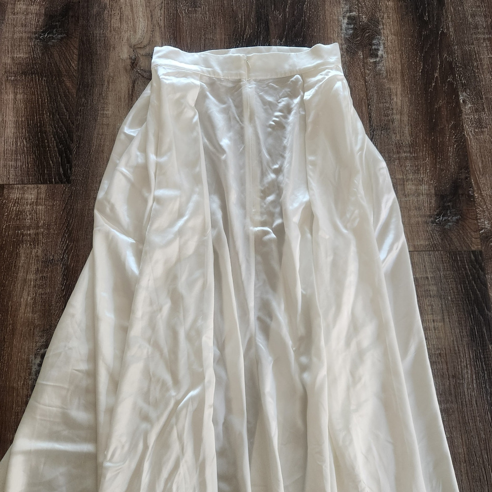 Retrofete White Train for Evalina Dress Size Large *Train Only* Bridal Bride - Picture 7 of 12
